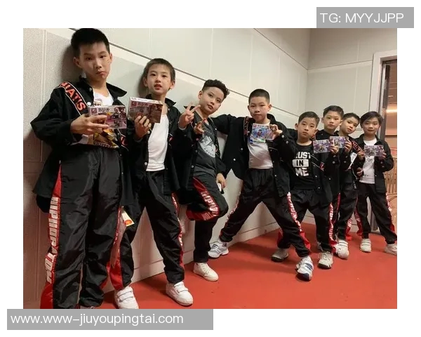 实时新闻深圳街舞队团队协作引发热议背后的争议与思考